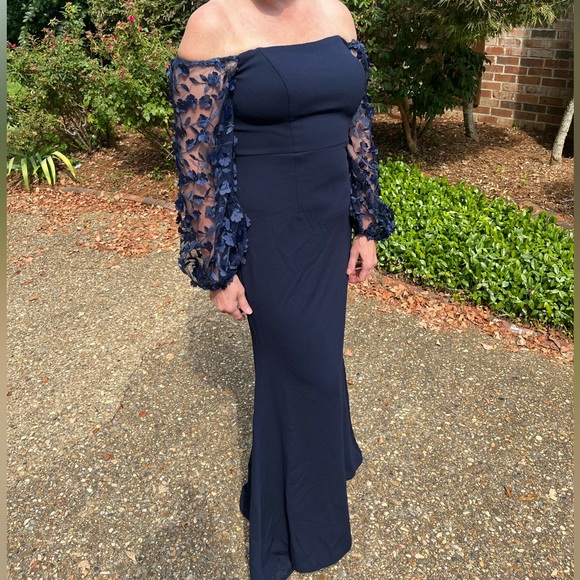 NWT Eliza J formal floor length gown - Picture 5 of 9
